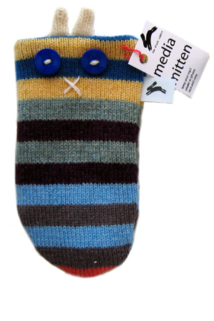 large media mitten vintage